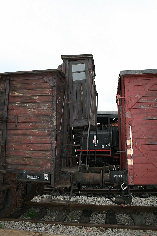 a 138
